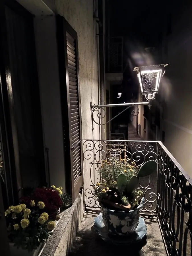 Casa D'Epoca Fronte Lago A Domaso Lago Di Como