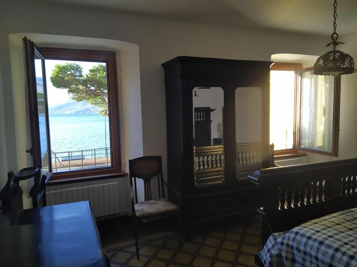 Apartment Casa D'Epoca Fronte Lago A Domaso Lago Di Como