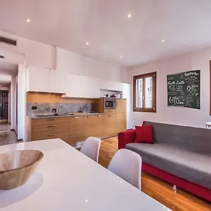 Ca' D'oro Apartment Venedig